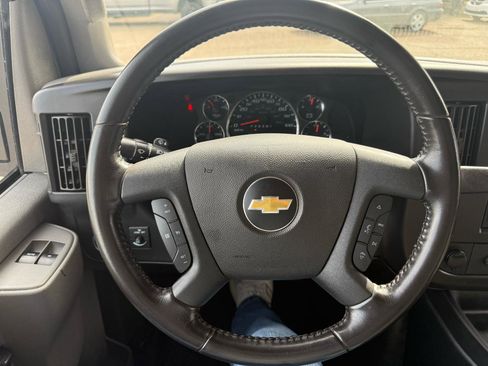 Used 2021 Chevrolet Express 3500 w/ Power Convenience Package image 16