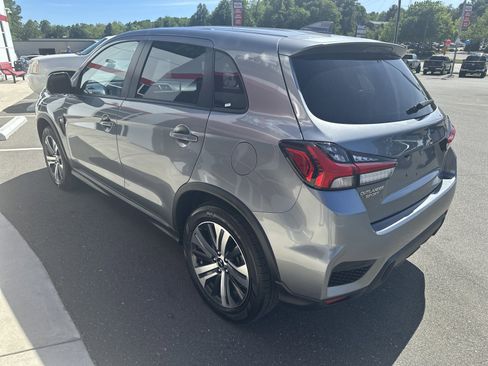 Used 2025 Mitsubishi Outlander Sport ES AWD/4WD image 6