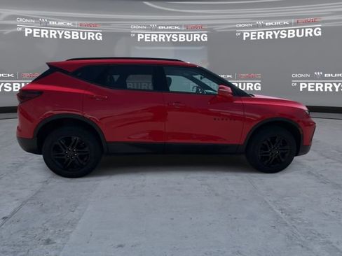 Used 2019 Chevrolet Blazer LT FWD image 9