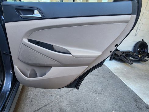 Used 2020 Hyundai Tucson SEL FWD image 25