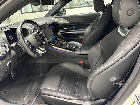Used 2022 Mercedes-Benz SL 55 AMG 4MATIC image 23