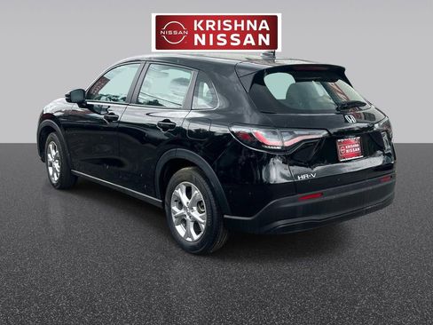 Used 2023 Honda HR-V LX image 7