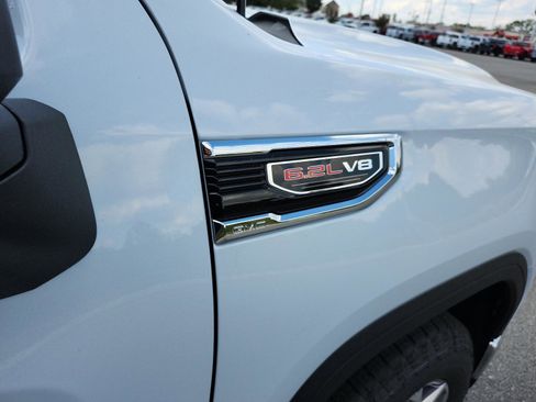 New 2026 GMC Sierra 1500 SLT w/ SLT Premium Plus Package AWD/4WD image 7