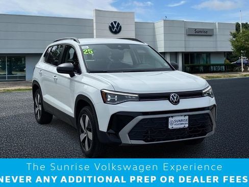 Used 2025 Volkswagen Taos S image 1