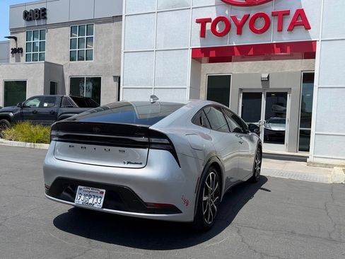 Certified 2023 Toyota Prius Prime FWD image 7