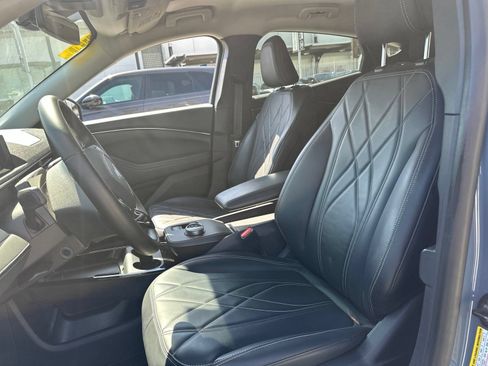 Used 2023 Ford Mustang Mach-E Select RWD image 8