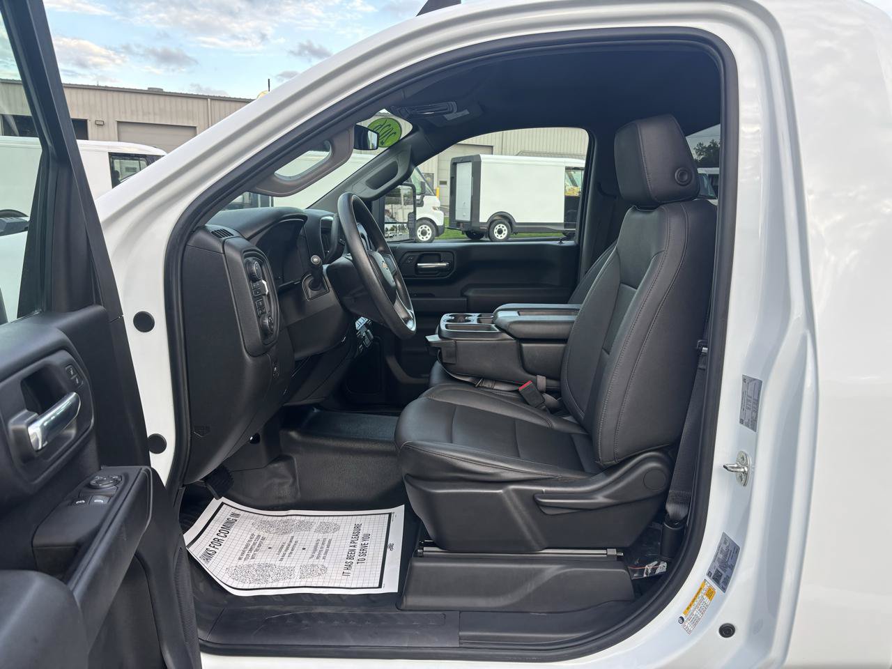 Used 2026 Chevrolet Silverado 2500 W/T w/ Snow Plow Prep/Camper Package AWD/4WD image 9