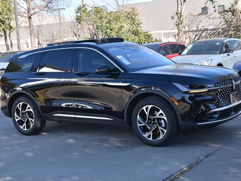 New 2026 Lincoln Nautilus Premier w/ Equipment Group 102A image 4