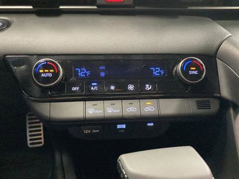 New 2026 Hyundai Elantra Sport FWD image 17