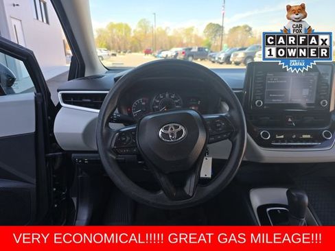 Used 2022 Toyota Corolla L FWD image 12