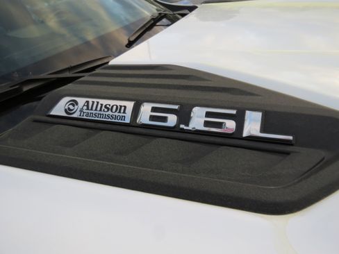 Used 2025 Chevrolet Silverado 2500 Custom w/ Custom Convenience Package image 10