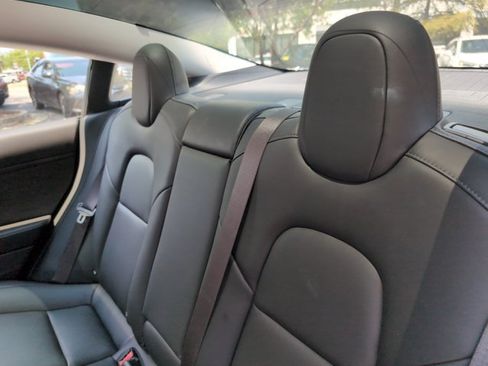 Used 2018 Tesla Model 3 Long Range RWD image 20