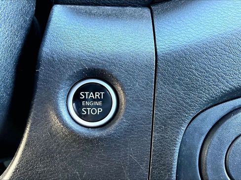 Used 2022 Nissan Frontier S w/ Technology Package image 36