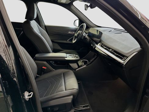 Used 2025 BMW X1 xDrive28i image 33