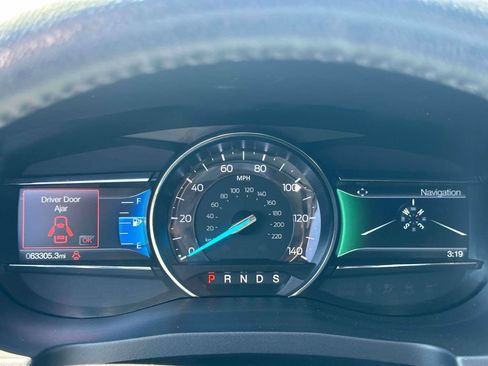 Used 2018 Ford Explorer Limited AWD/4WD image 27