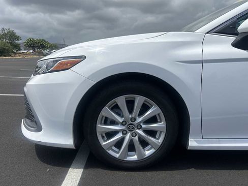 Used 2022 Toyota Camry LE FWD image 18