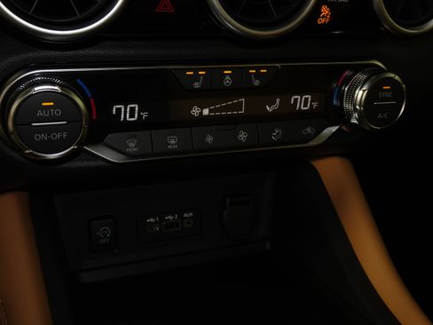 New 2025 Nissan Sentra SV w/ SV Premium Package image 29