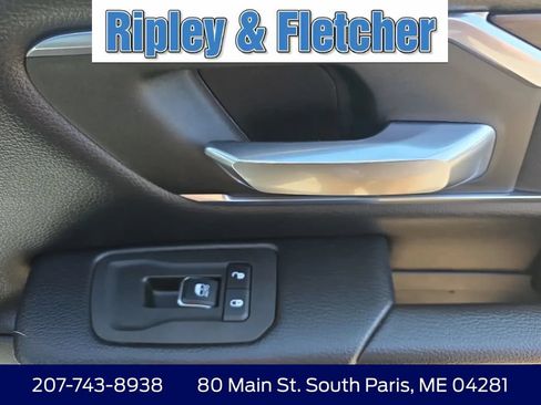 Used 2025 RAM 1500 Laramie AWD/4WD image 10