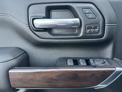 Used 2020 GMC Sierra 2500 SLT w/ SLT Premium Plus Package image 11