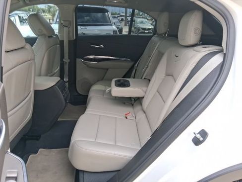 Used 2021 Cadillac XT4 Luxury w/ Driver Awareness Package image 22