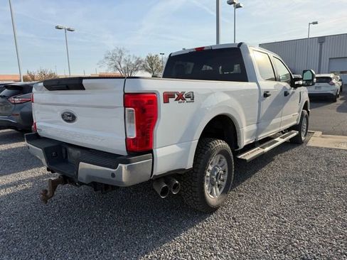Used 2019 Ford F250 XLT w/ XLT Value Package image 2