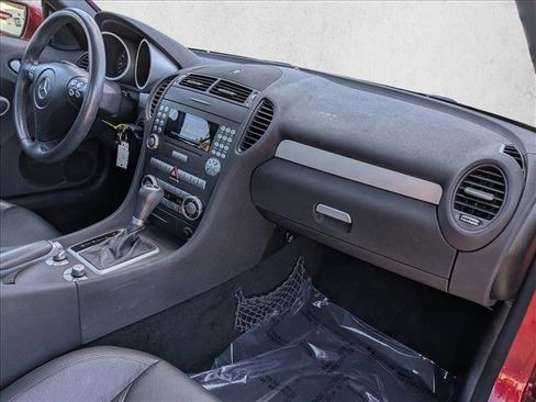 Used 2005 Mercedes-Benz SLK 350 image 20