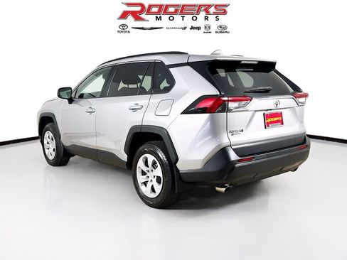 Certified 2019 Toyota RAV4 LE w/ All Weather Liner Package AWD/4WD image 11