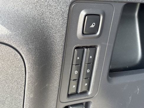 Used 2025 Lincoln Navigator Reserve AWD/4WD image 8