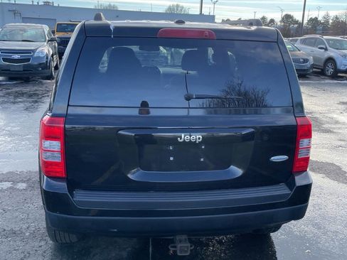 Used 2012 Jeep Patriot Latitude image 3