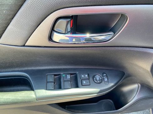 Used 2014 Honda Accord LX image 12
