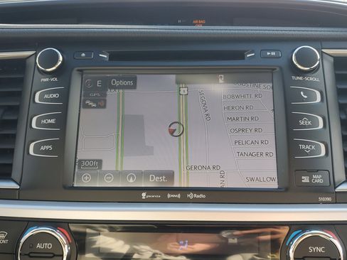 Used 2019 Toyota Highlander XLE image 34