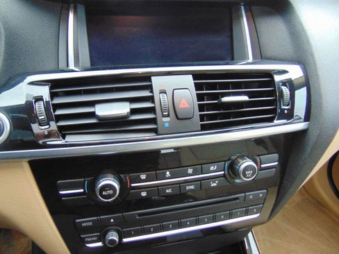 Used 2015 BMW X3 xDrive28i image 21