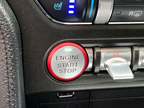 Used 2018 Ford Mustang GT Premium image 29