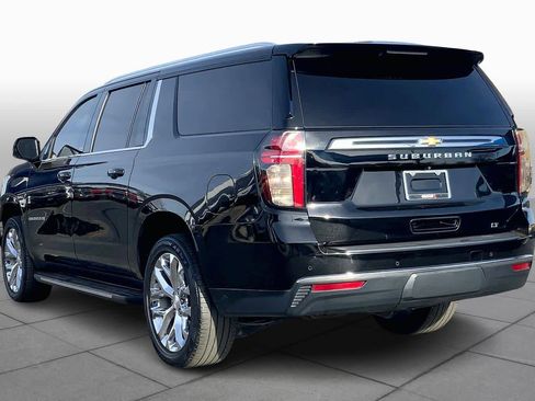 Used 2021 Chevrolet Suburban LT w/ LT Signature Package image 11