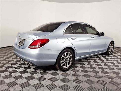 Used 2018 Mercedes-Benz C 300 4MATIC Sedan image 4