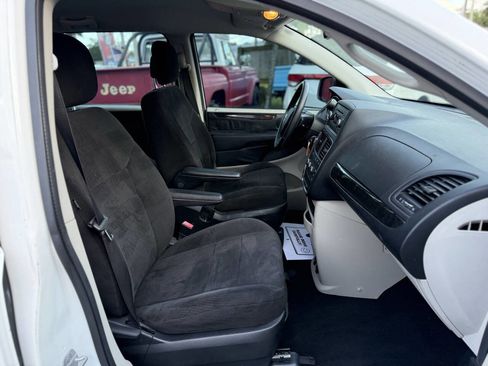 Used 2013 Dodge Grand Caravan American Value Package image 20