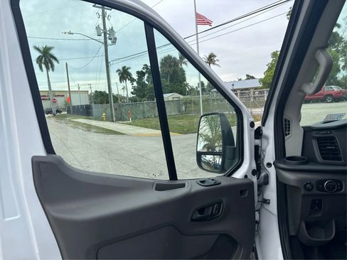 Used 2025 Ford Transit 350 XLT RWD image 21