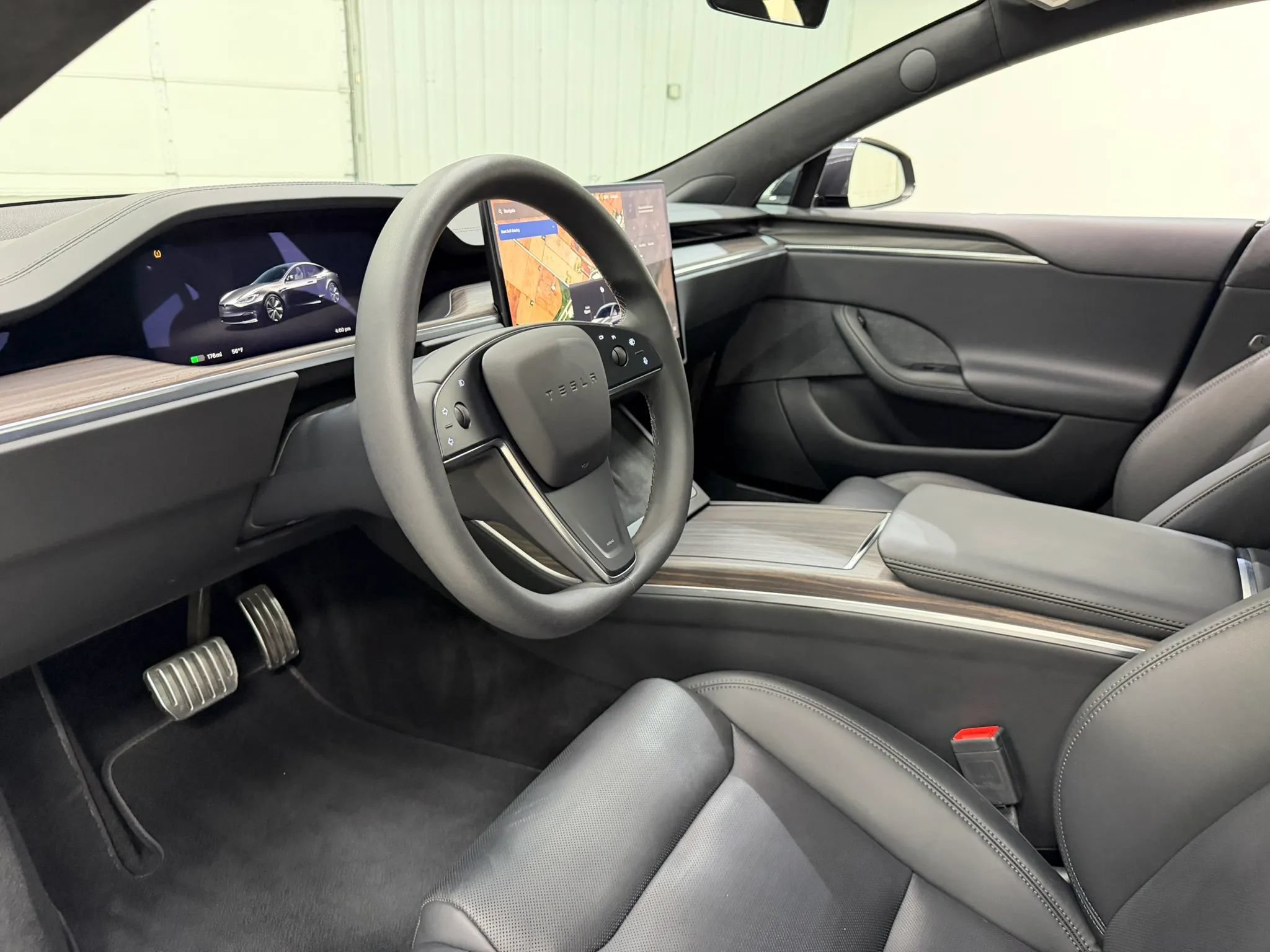 Used 2024 Tesla Model S AWD/4WD image 12