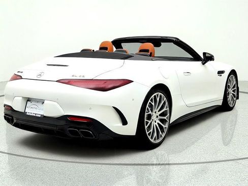 Used 2024 Mercedes-Benz SL 63 AMG 4MATIC image 5