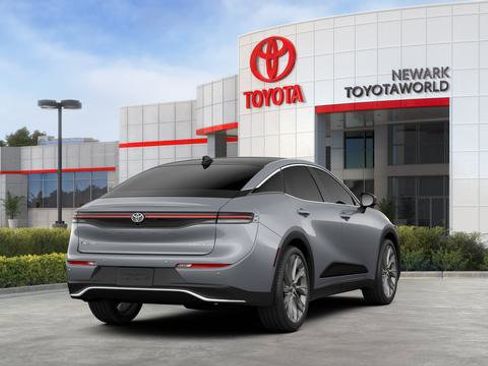 New 2026 Toyota Crown AWD/4WD image 17