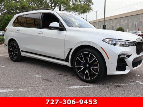 Used 2022 BMW X7 xDrive40i w/ M Sport Package AWD/4WD image 12