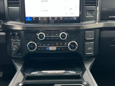 New 2026 Ford F250 Lariat w/ Black Appearance Package image 10