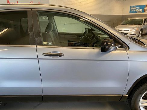 Used 2010 Honda CR-V EX image 16