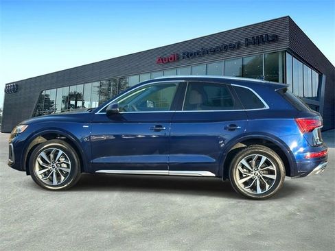 Used 2022 Audi Q5 2.0T Premium Plus w/ Premium Plus Package image 2