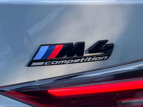 Used 2022 BMW M4 xDrive Competition w/ Executive Package AWD/4WD image 9