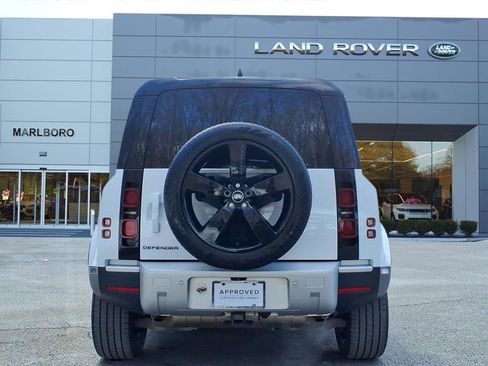 Certified 2024 Land Rover Defender 110 S image 7