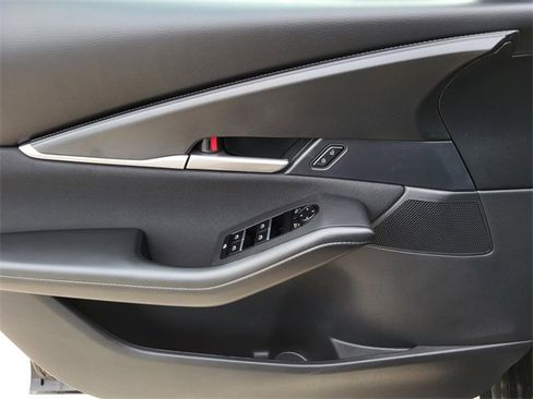 Used 2025 MAZDA CX-30 AWD 2.5 S image 15