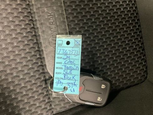 Used 2024 GMC Terrain SLE image 37