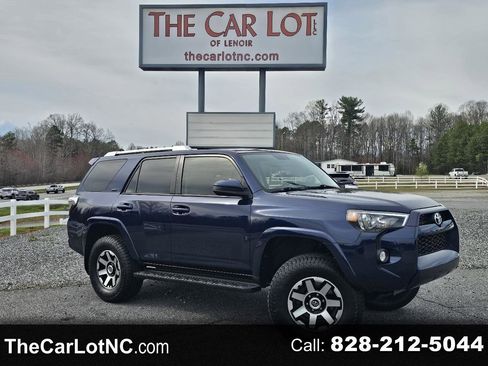 Used 2017 Toyota 4Runner SR5 image 1