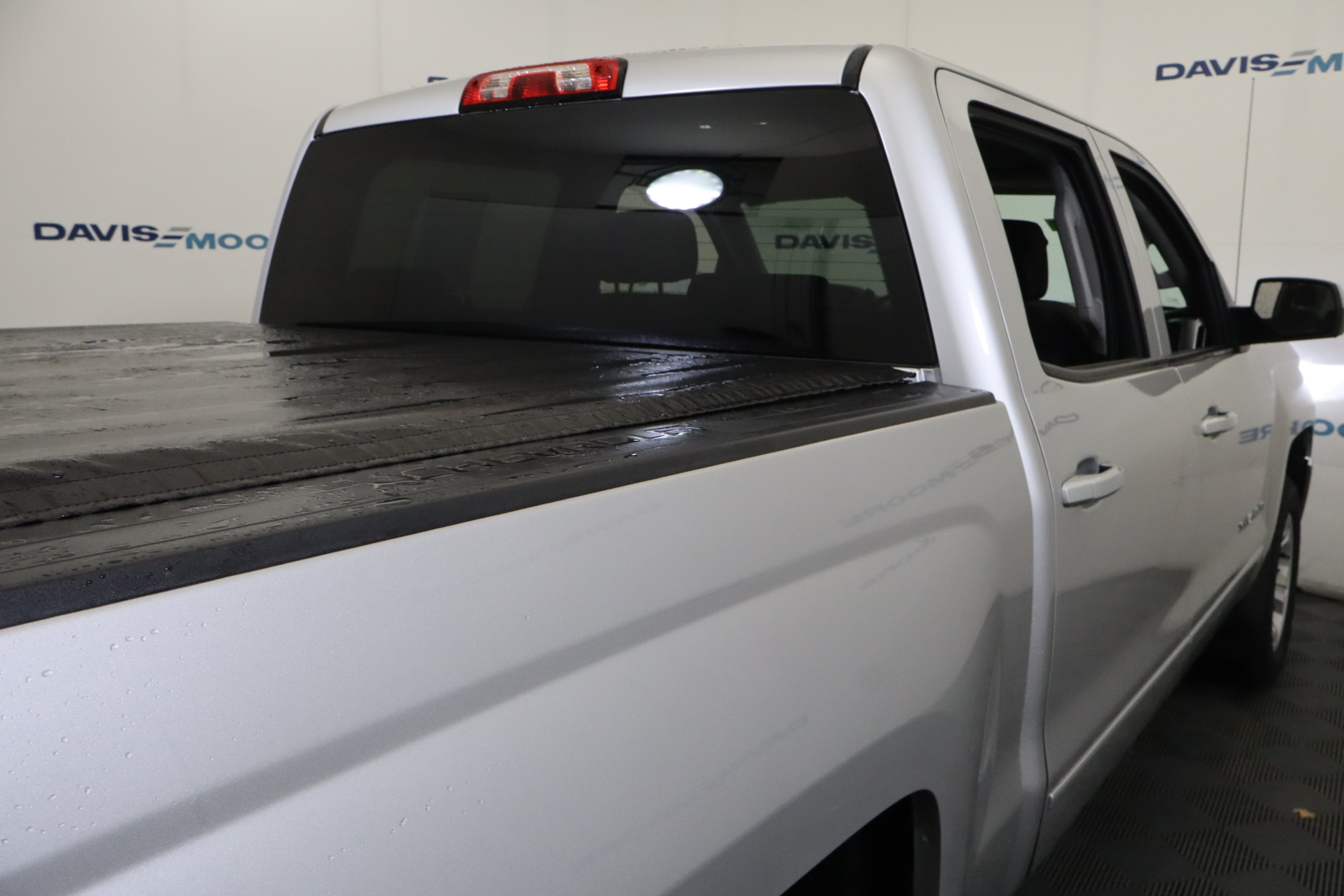 Used 2018 Chevrolet Silverado 1500 LT w/ All Star Edition AWD/4WD image 7